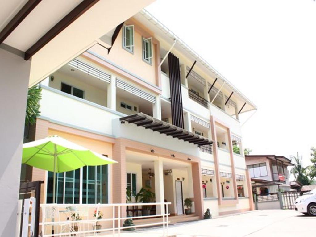 Santipran Place Udon Thani Exterior photo